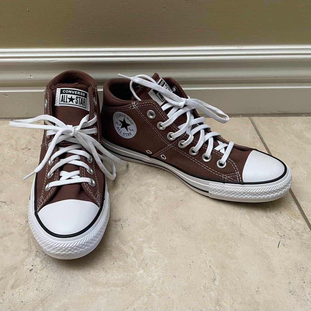 Converse Chuck Taylor Sneakers - Picture 7 of 7